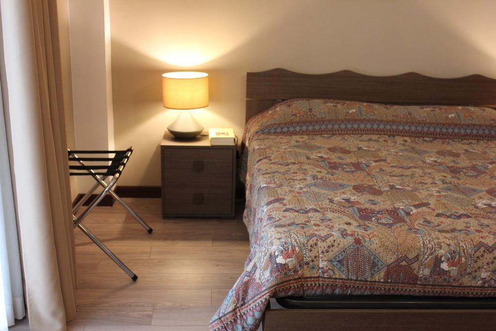 B&B Casa Grant Palermo Ruang foto